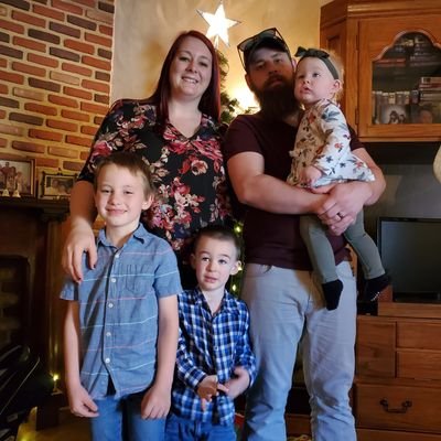 Profile Picture of Shane Steele (@beardedsteele) on Twitter