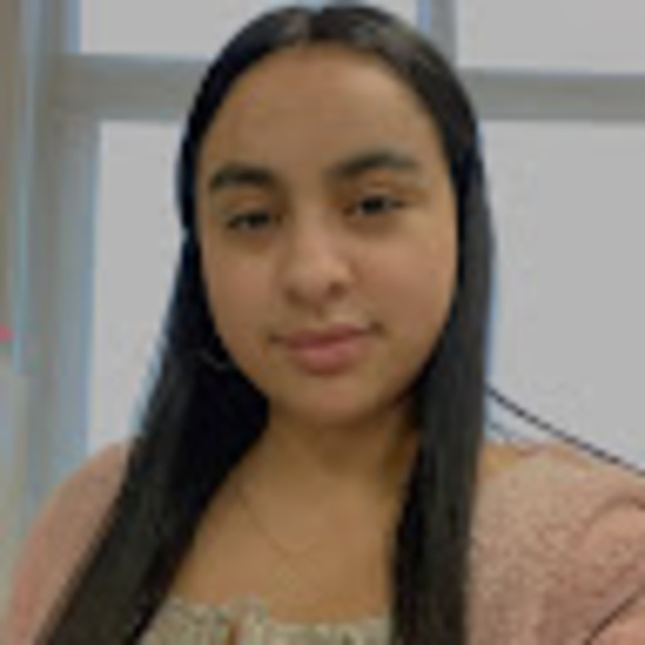 Profile Picture of Lizeth Melchor (@lizethmelchor20) on Poshmark