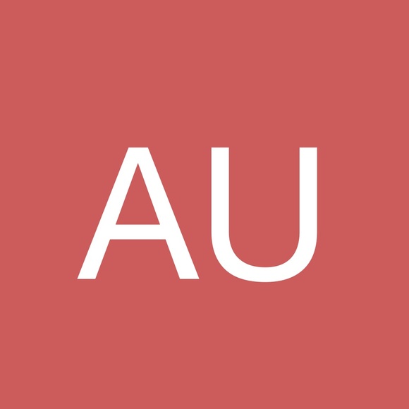 Profile Picture of Annabel Utting (@annabelutting) on Poshmark