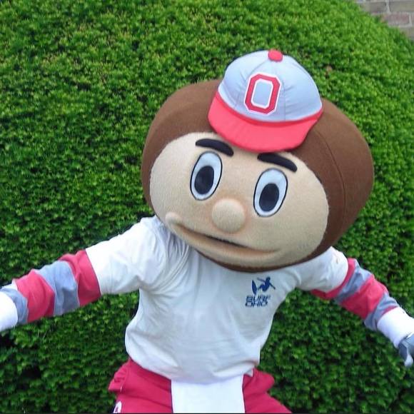 Profile Picture of Alexander Traxler (@a_traxler) on Poshmark