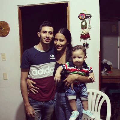 Profile Picture of Carolina Quintero (@silvialozano_19) on Twitter