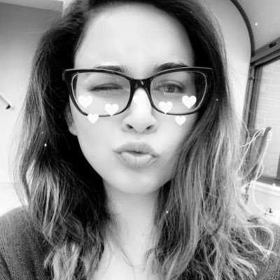 Profile Picture of Mel (@MelanieSingh) on Twitter