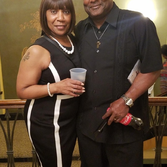 Profile Picture of Chris Robertson (@tony2396435) on Poshmark