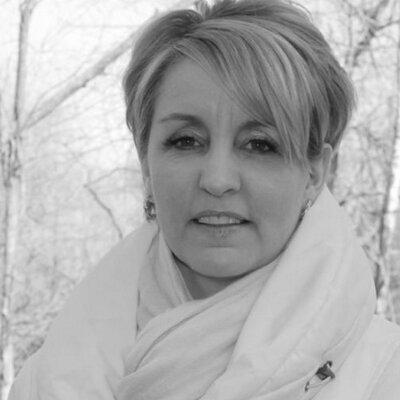 Profile Picture of Cathy Wood (@Cbugs_go) on Twitter