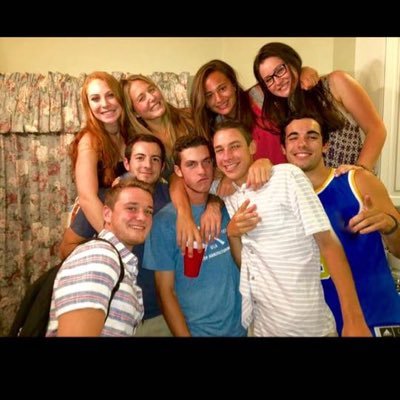 Profile Picture of Zach Hertz (@zach_hertz) on Twitter