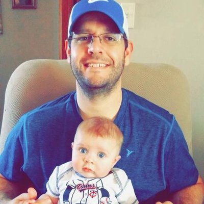 Profile Picture of Mike Bruns (@bluedogs14) on Twitter