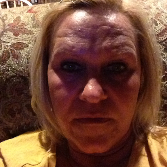 Profile Picture of Lisa Mccrary (@leasemc) on Poshmark