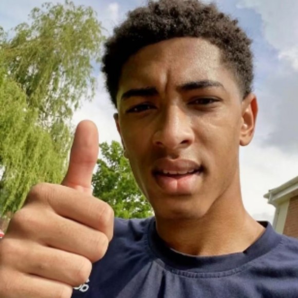 Profile Picture of Jose Manno (@jose_manno) on Poshmark