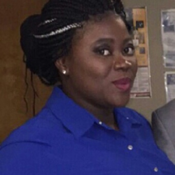 Profile Picture of Olasubomi Oyeneye (@olabomie) on Poshmark