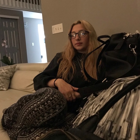 Profile Picture of Ariana Boccardo (@arianaboccardo) on Poshmark