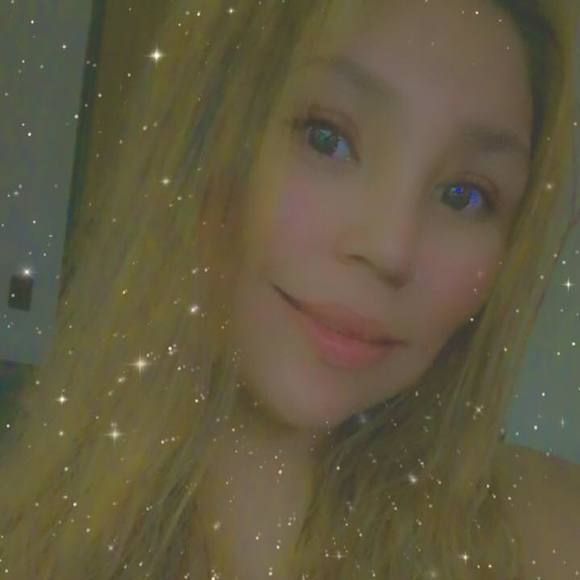 Profile Picture of Cheree Locke (@chereel01) on Poshmark