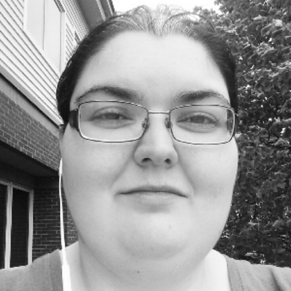 Profile Picture of Winona Christnot-peters (@winonasioux) on Poshmark