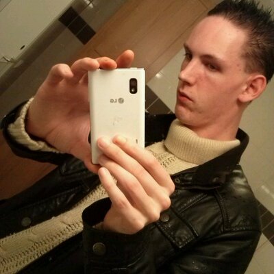 Profile Picture of Robin Van Der Ham (@Ronwailmore) on Twitter