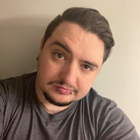 Profile Picture of Joshua Lancaster (@joshualancas808) on Poshmark