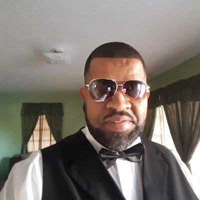 Profile Picture of Kevin Ellerbe (@ellerbe_kevin) on Twitter
