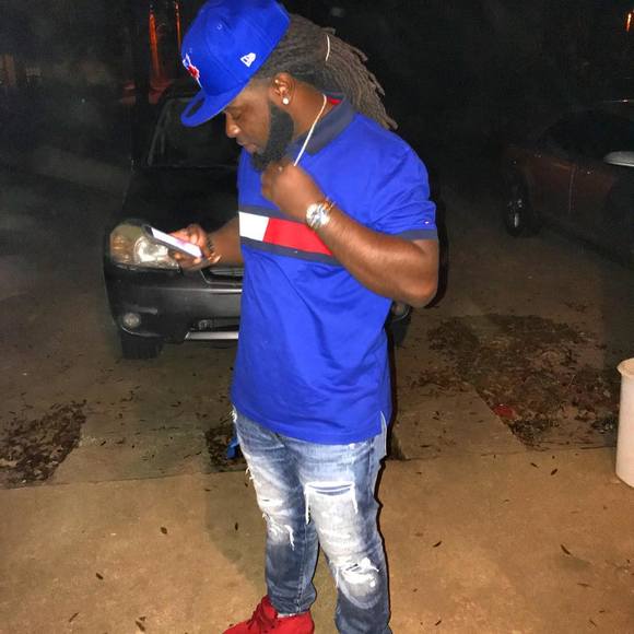 Profile Picture of Rashad Gibson (@rashadgibson) on Poshmark