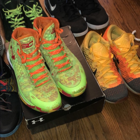 Profile Picture of Jeff Seganos (@jefesneaks4) on Poshmark