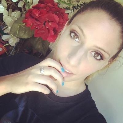 Briana Doherty - Twitter Profile Picture of Briana Doherty (@prettybreeX0) on Twitter