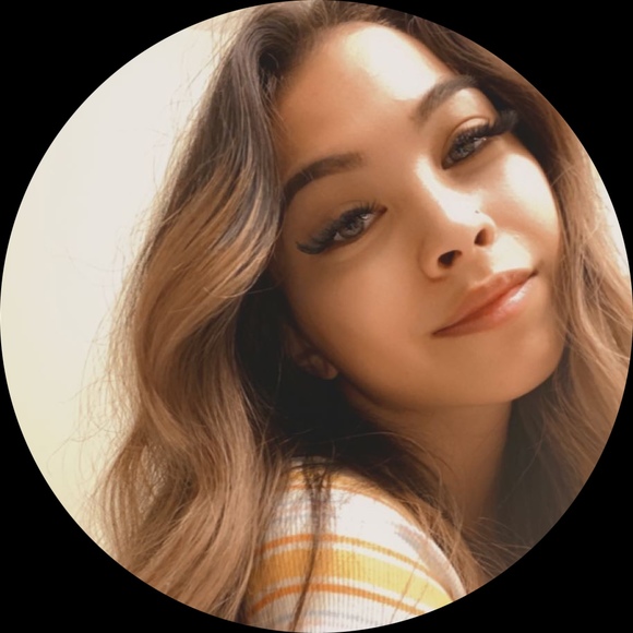Profile Picture of Joelle Navalta-tanglao (@joelleelysia) on Poshmark
