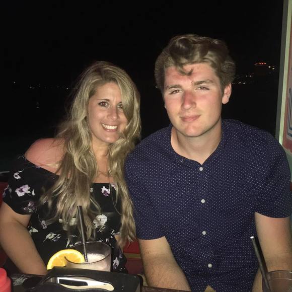 Profile Picture of Carley Mosesso (@carl3yann) on Poshmark