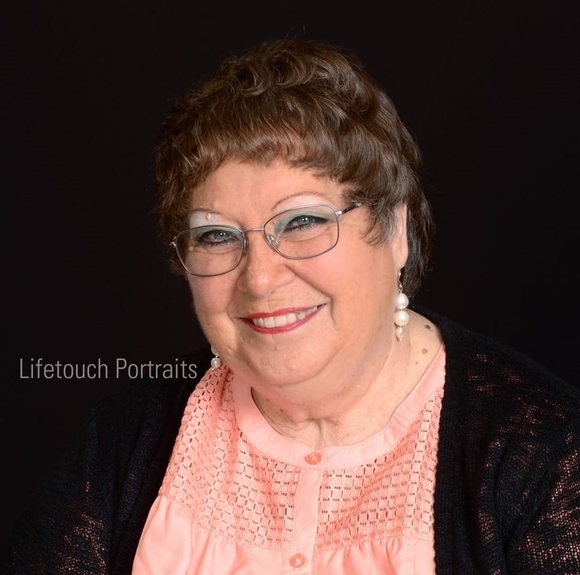 Profile Picture of Norma Bugno (@nab92546) on Poshmark