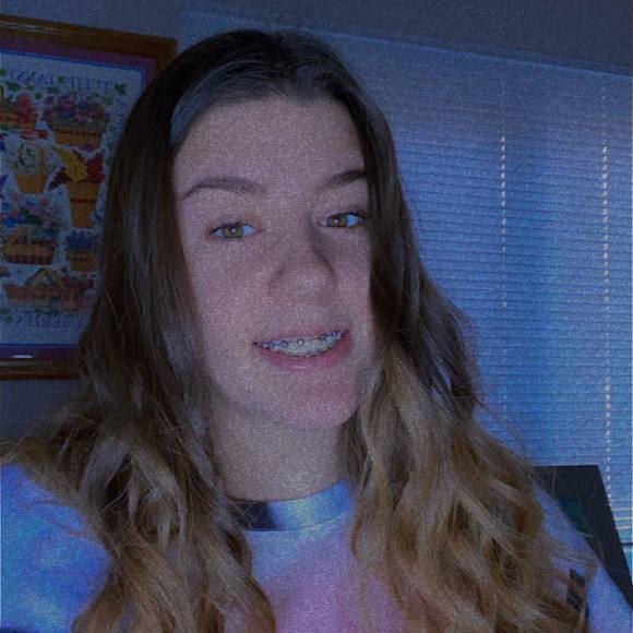 Profile Picture of Rylynn Rakestraw (@rylynnr) on Poshmark