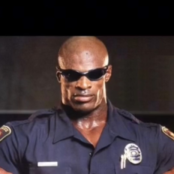 Profile Picture of Aiden Gubbels (@aidengubbels) on Poshmark