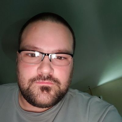 Profile Picture of Aaron Comstock (@AaronComstock18) on Twitter