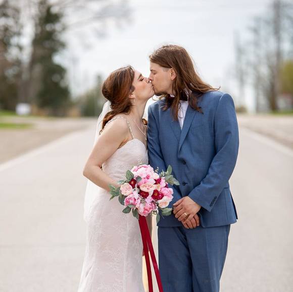 Profile Picture of Céline Bell (@beneteauwinnie1) on Poshmark