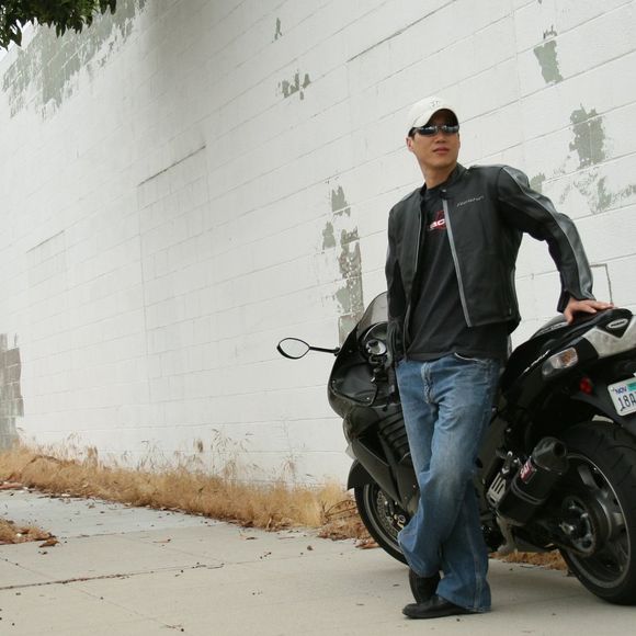 Profile Picture of Peter Yoon (@peter_yoon) on Poshmark