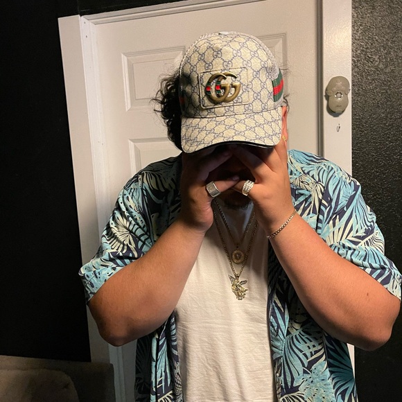 Profile Picture of Luis Cobos (@luis_cobos) on Poshmark