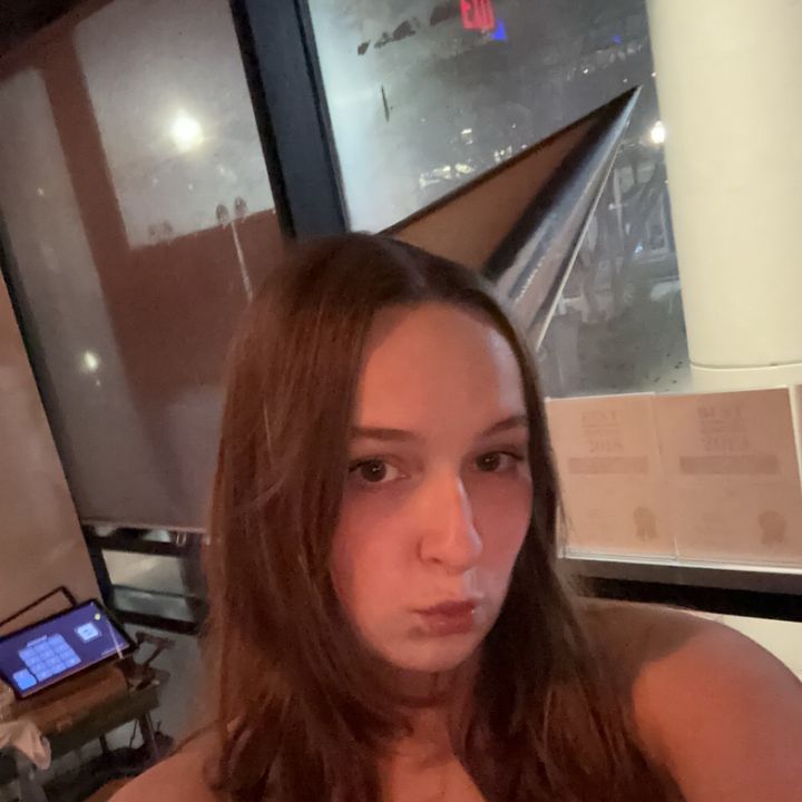 Profile Picture of Cassie (@cassandrastop) on Tiktok