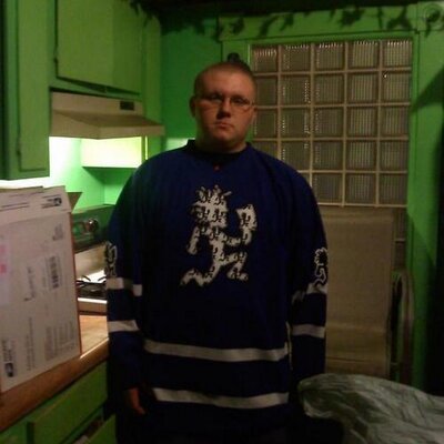 Profile Picture of Andrew Pool (@killalunchbox) on Twitter