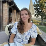 Profile Picture of Alice Back (@Alice-Back) on Facebook