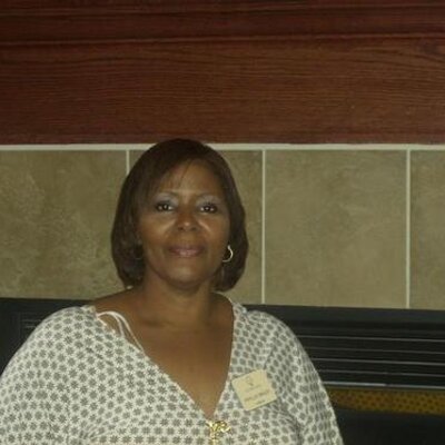 Profile Picture of Phyllis Bailey (@sillyhpbailey) on Twitter