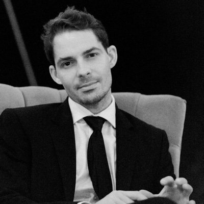 Profile Picture of Alex Fringes (@alexfringes) on Twitter