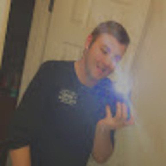 Profile Picture of Tyler Click (@tylerclick307) on Poshmark