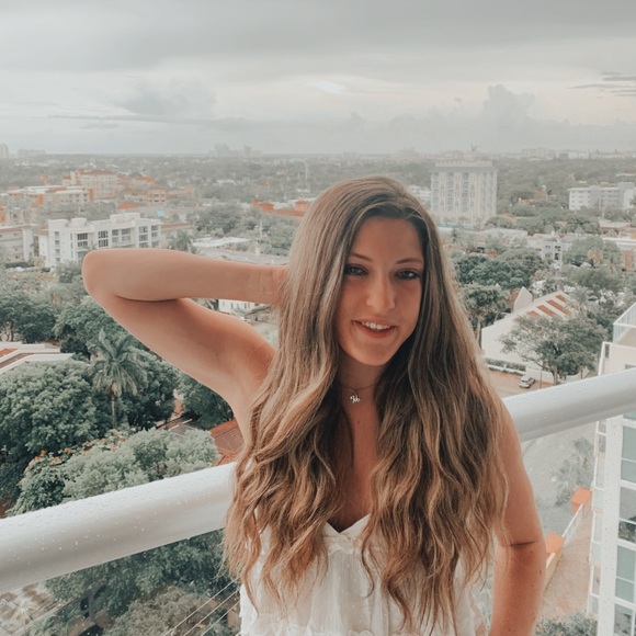 Profile Picture of Mattison Meskill (@mattisonmeskill) on Poshmark