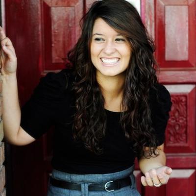 Profile Picture of Mikaela Nelson (@manjularstudiox) on Twitter