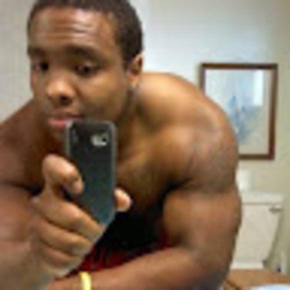 Profile Picture of Derrill Pendleton (@dgpendleton88) on Poshmark