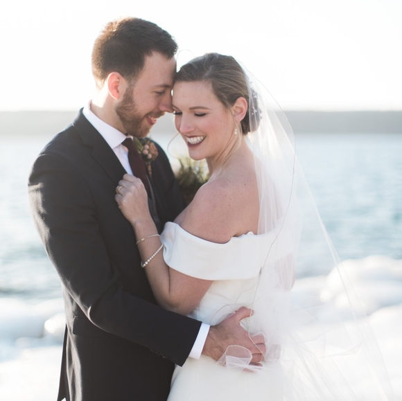 Cassie Stollenwerk - Poshmark Profile Picture of Cassie Stollenwerk (@cstollenwerk) on Poshmark