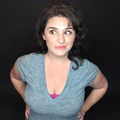 Profile Picture of Pamela Holmes (@MsCurvyChick) on Twitter