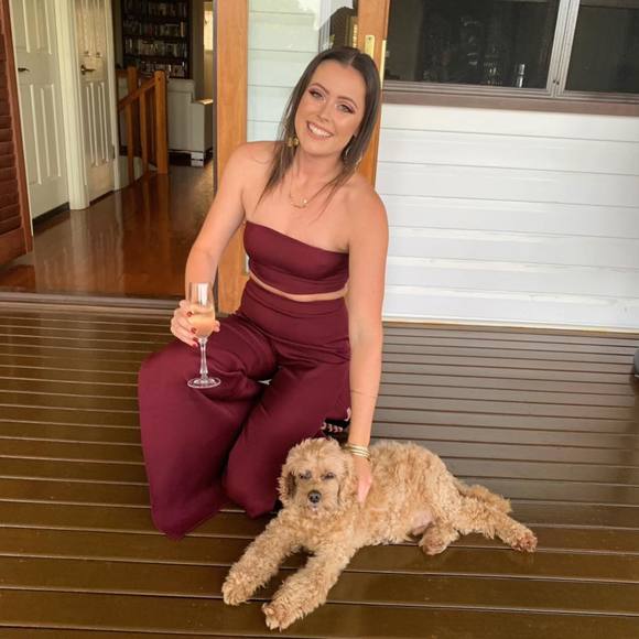 Profile Picture of Sophie Popham (@spopham2) on Poshmark