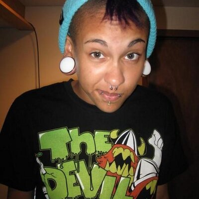 Profile Picture of Katelyn Burkart (@Katelynfornow) on Twitter