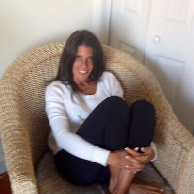 Profile Picture of Lori Abrams (@LoriConsultNet) on Twitter