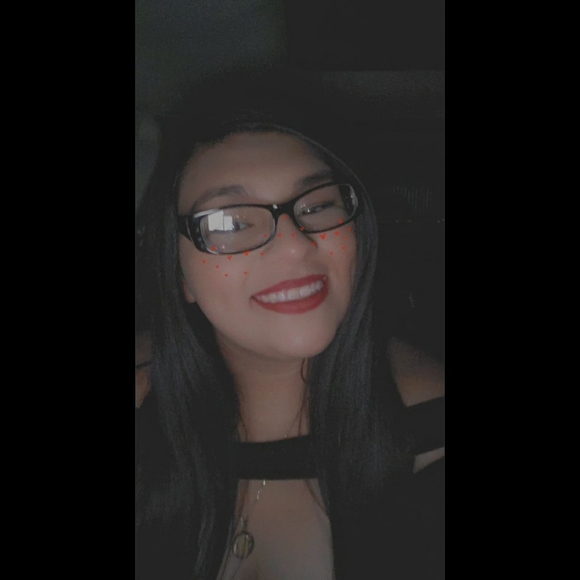 Profile Picture of Vannesa Delgadillo-jimenez (@vannesajimenez) on Poshmark