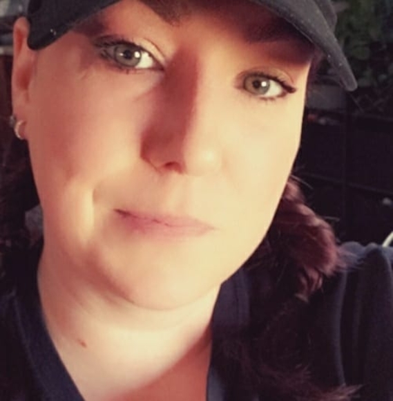 Sondra Sierens - Poshmark Profile Picture of Sondra Sierens (@slsierens) on Poshmark