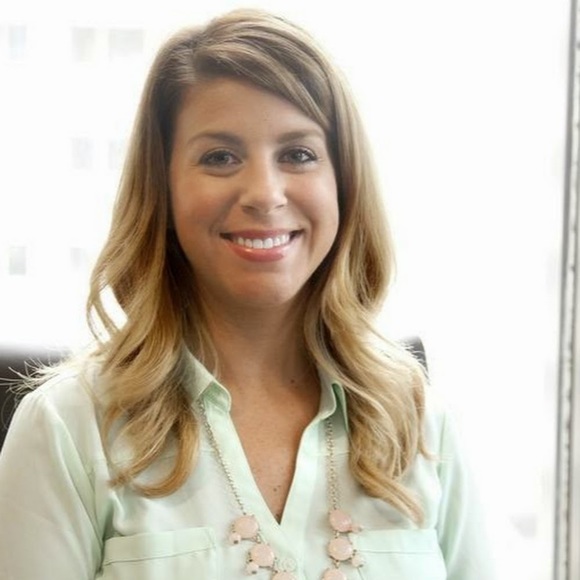 Profile Picture of Cassandra Stone (@cassandra_stone) on Poshmark
