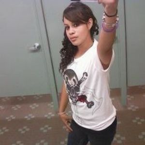 Profile Picture of Ariana Morales (@la_linda_changuita) on Myspace