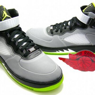 Profile Picture of Ryan Smalls (@ryansmalls2423) on Twitter